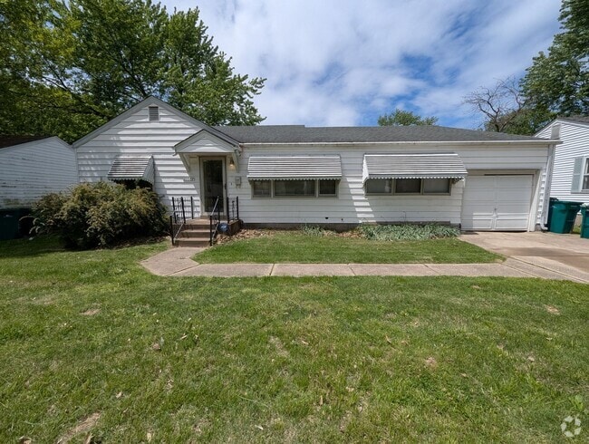 Building Photo - Cute & Cozy on Coburg Lands Rental