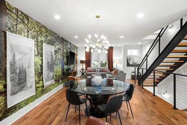 Photo - 776 E Argyle Ave Unidad ID1312347P