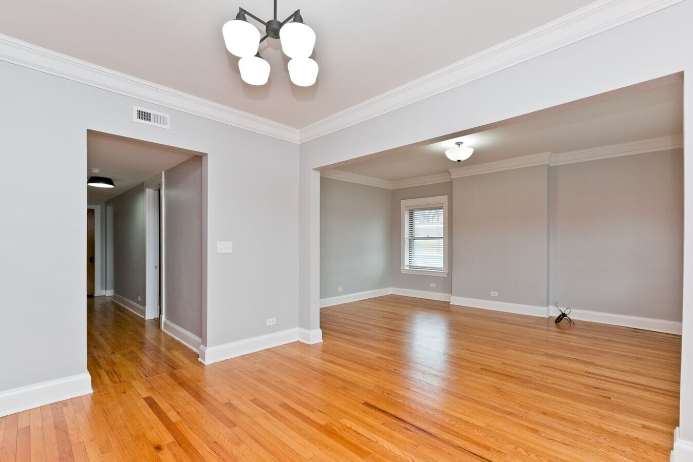 Photo - 1046 Chicago Ave Condo Unit 2W