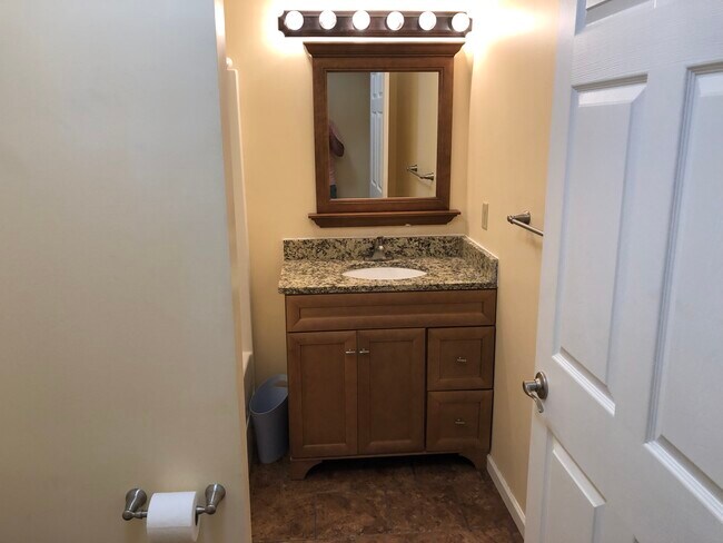 Photo - 129 Birdseye View Drive Unit A