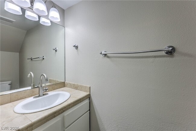 Photo - 1481 Living Desert Dr Unit B