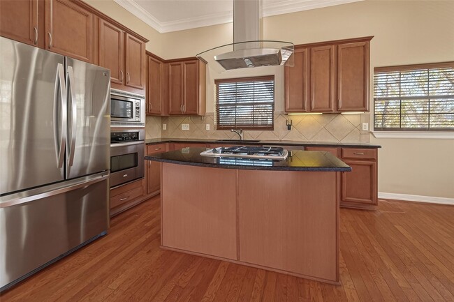 Photo - 2063 W 14th 1/2 St