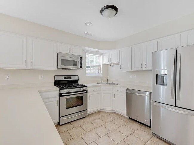 Photo - 6119 Oaklawn Ln