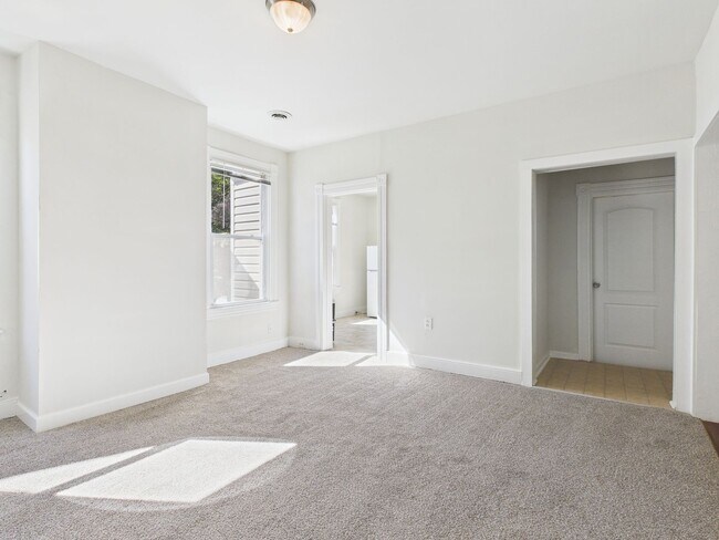 Photo - 3414 2nd Ave Unit B