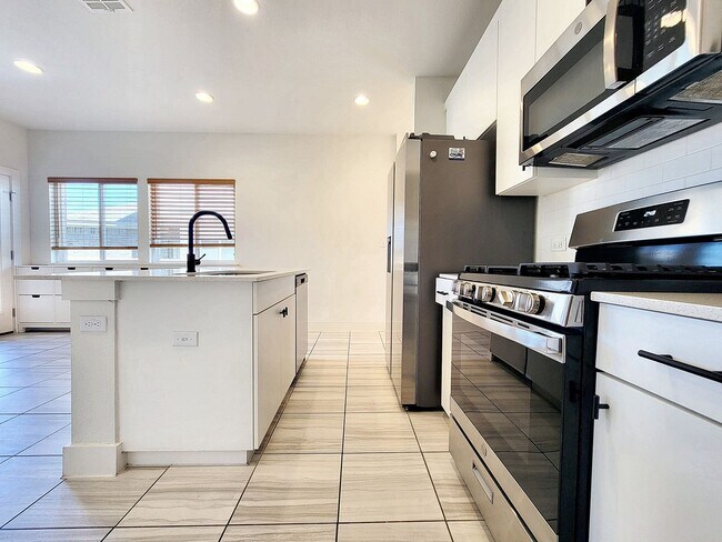 Photo - 130 Furlong Dr