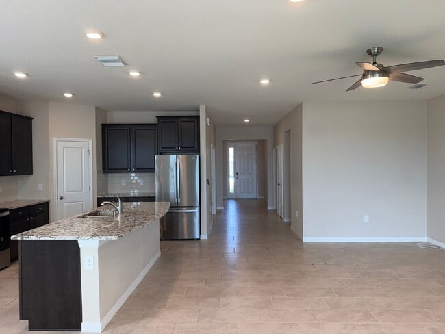 Photo - 3 Bedroom 2.5 Bath Single Family Home Promenade Estates