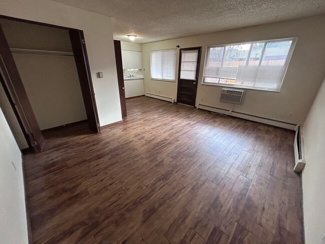 Building Photo - Dartmouth129 (KC-AM) Unit 4