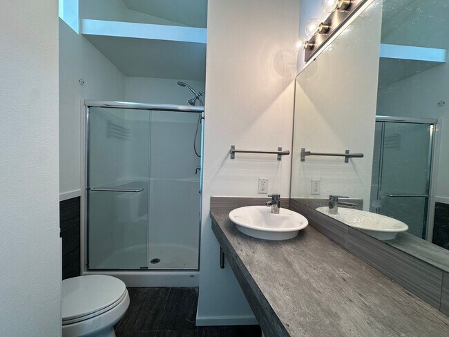 Photo - 3048 Anderberg Dr Unit 3048 - 8