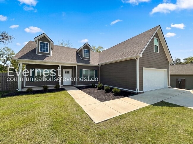 Building Photo - 1402 Pipeline Ave