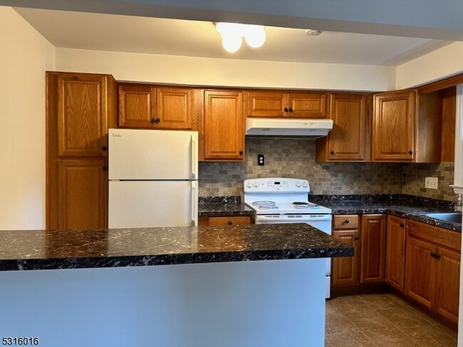 Photo - 1 Oak Grove Rd