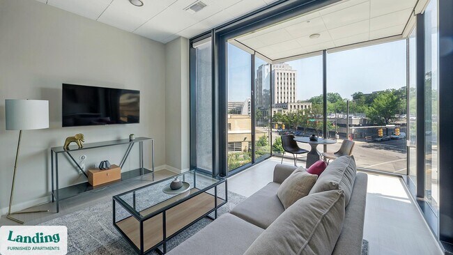 600 19th St N Unit 208