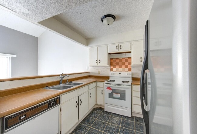 Photo - 13004 Greenway Chase Ct Unidad 13004