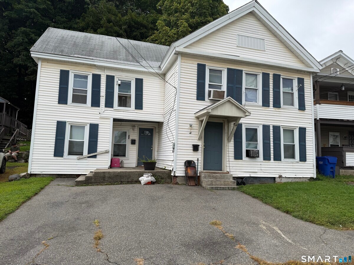 Photo - 99-101-101 Elm St