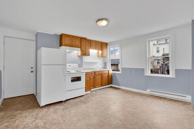 Photo - 51 Dwight St Unidad First Floor