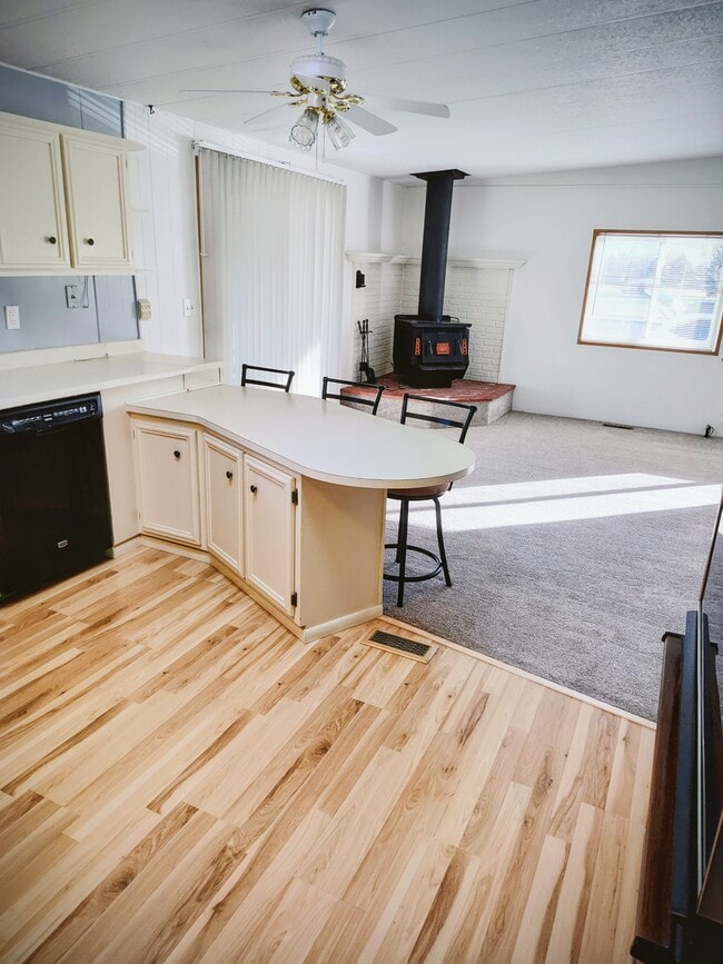 Photo - 1715 17th Ave S