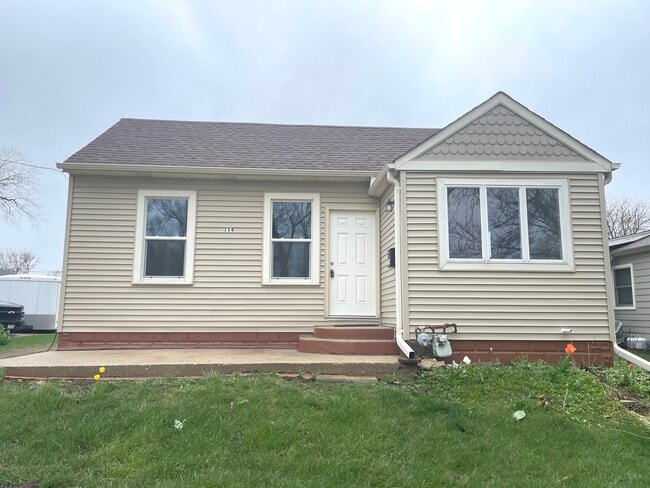 Building Photo - 114 E Richmond St