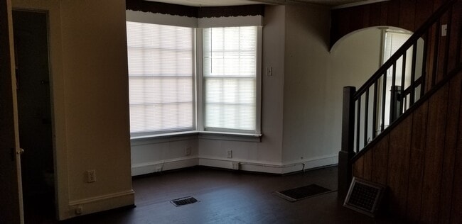 Photo - 316 N Maple Ave