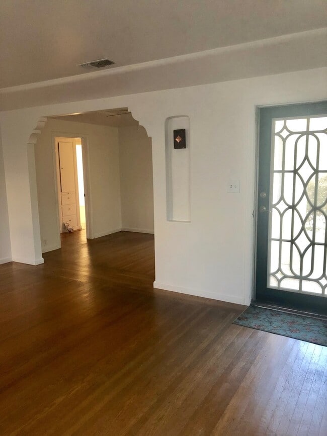 Photo - Tahoe Park Cutie! - JUST REDUCED