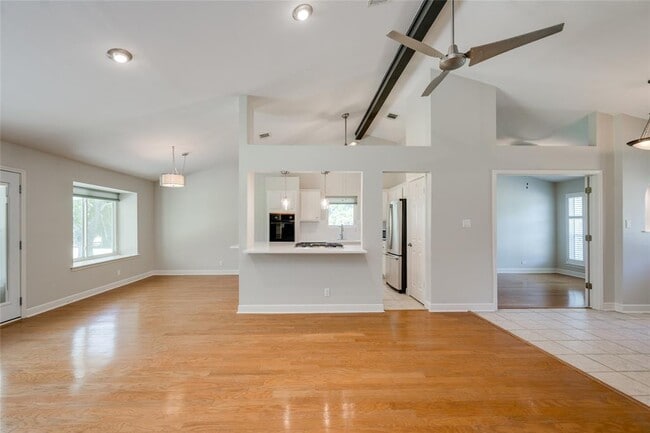 Photo - 6506 Harrogate Dr