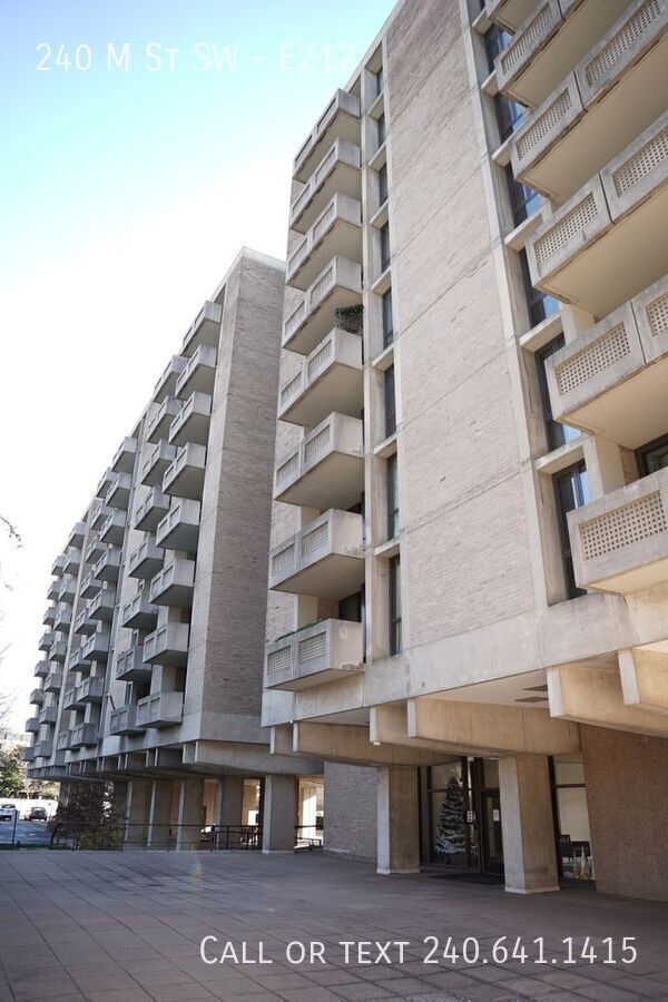 Building Photo - 240 M St SW