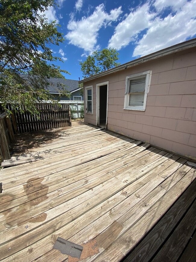 Photo - 4210 S Jackson St