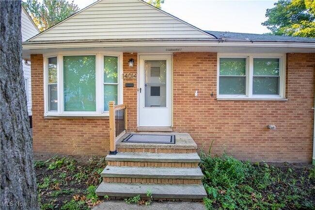 Photo - 14014 Emery Ave House