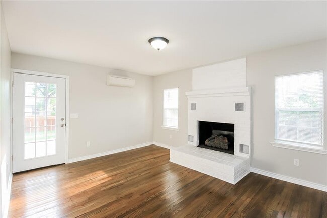 Photo - 3809 NW 24th St