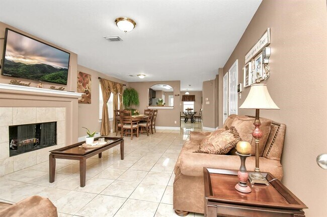 Photo - 1215 Lavender Shade Ct