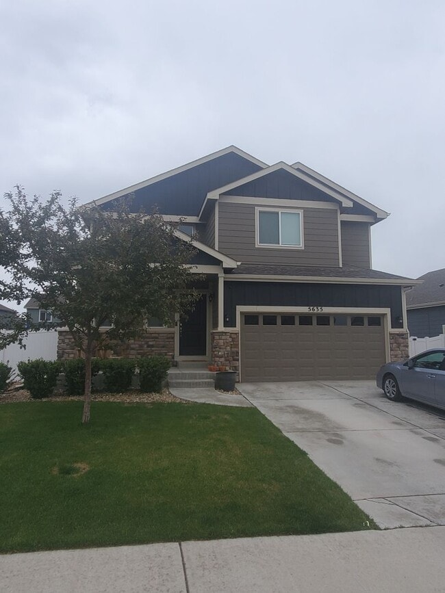 Building Photo - 3 Bedroom Home in the Ridge at Harmony Road Now Available! Great Neighborhood!