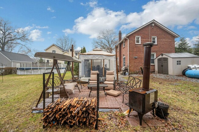 32 Glendale Ave