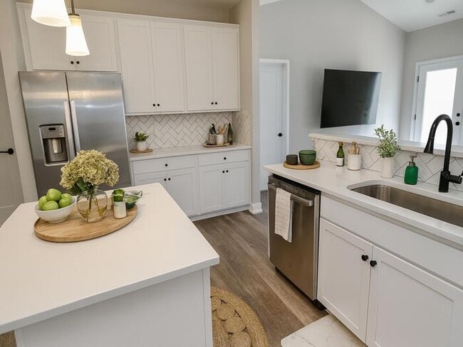 Photo - Charming 4 beds 3 baths in Powell!