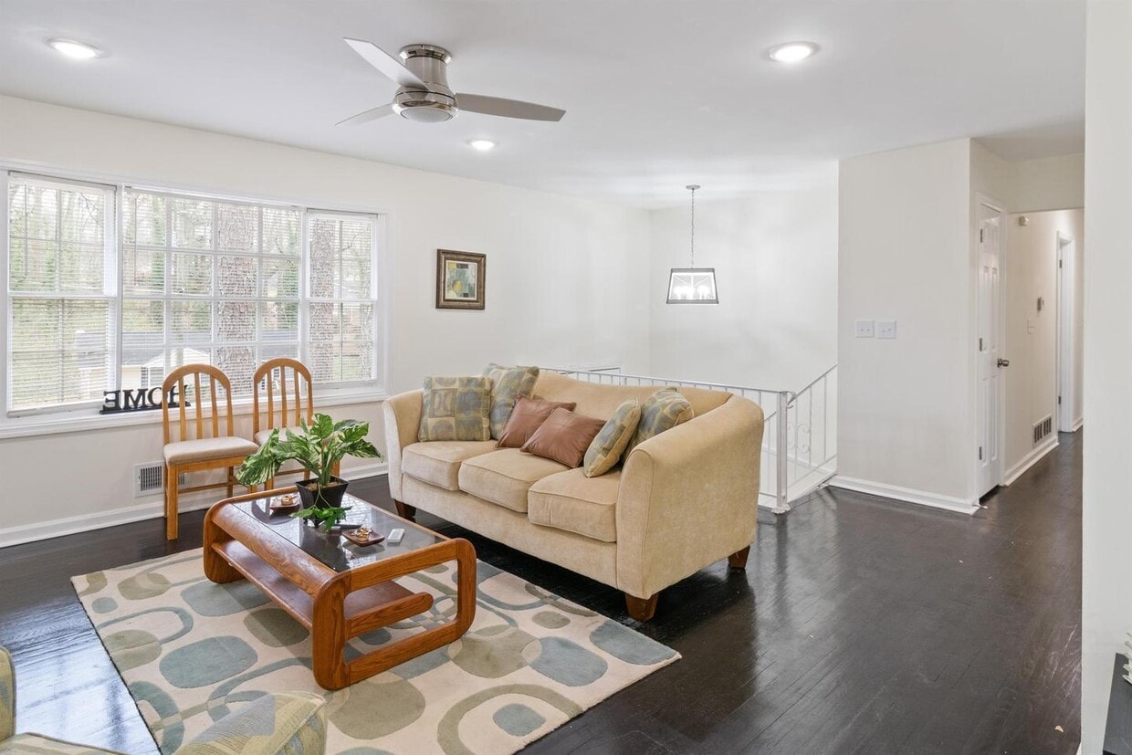 Photo - 4092 Lindsey Dr