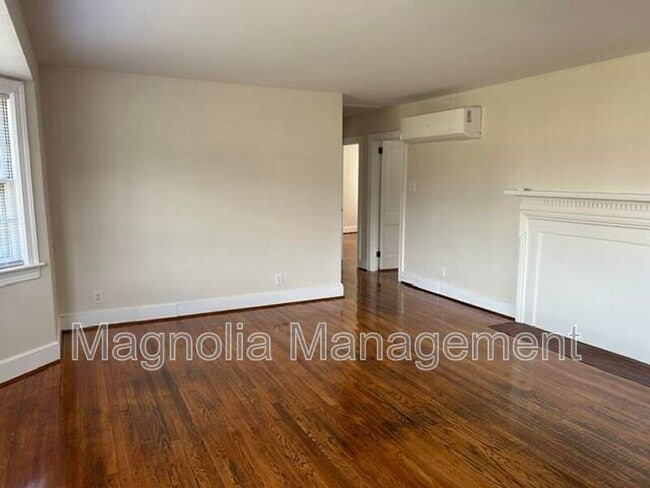 Photo - 1230 Dabney Dr