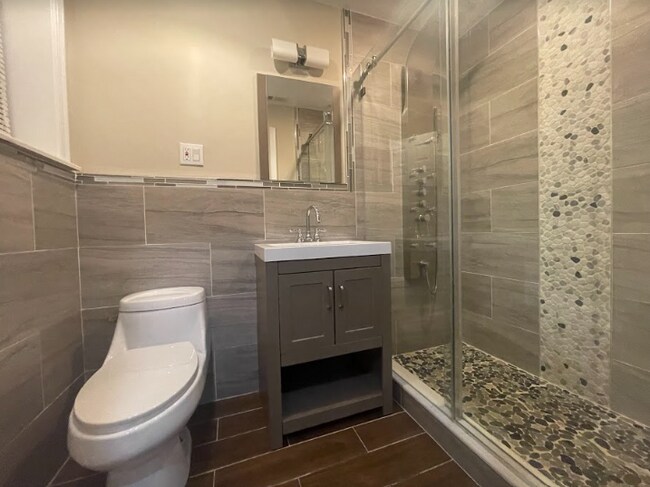 Photo - 3639 Lancaster Ave Unidad 3F