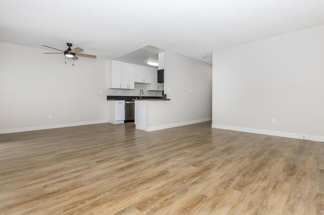 Hollister Creek Apartments