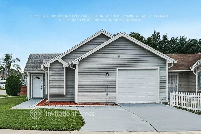 Building Photo - 3434 Coachlight Dr