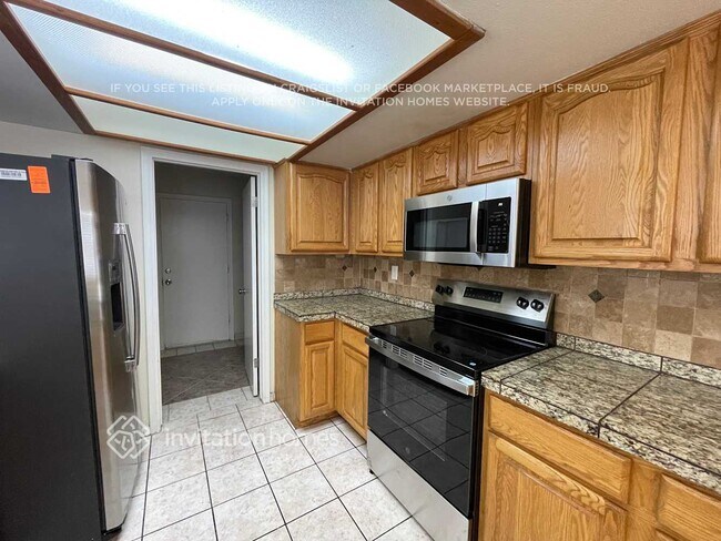 Photo - 7517 W Mercer Ln