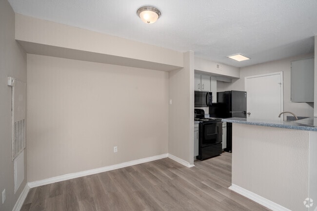 2BR, 2BA - 1,000SF - Dining Room