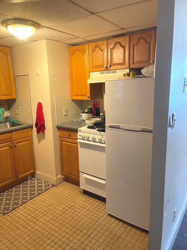Building Photo - 1373 Boylston St Rental