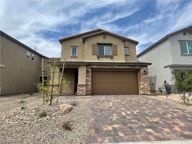 Photo - 6841 Chargehand Ave