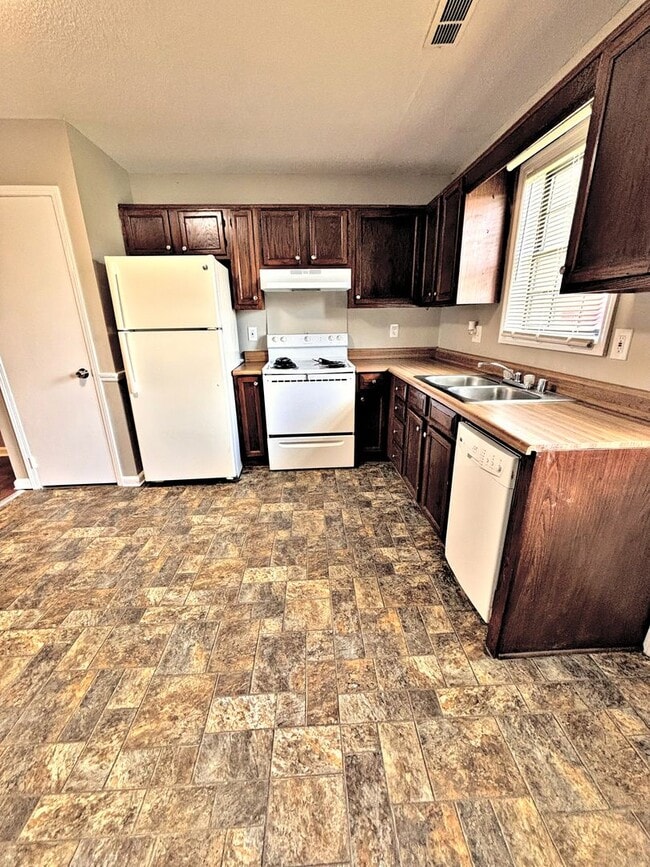 2917 Wimberly Dr SW Unit 2917 Wimberly Dr SW Apt D