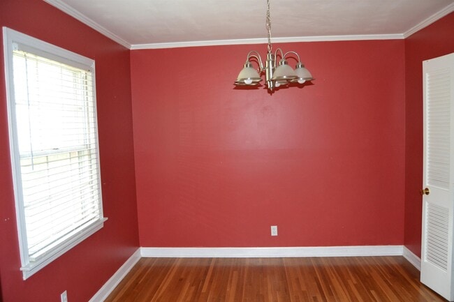 Photo - 1606 Sterling Dr