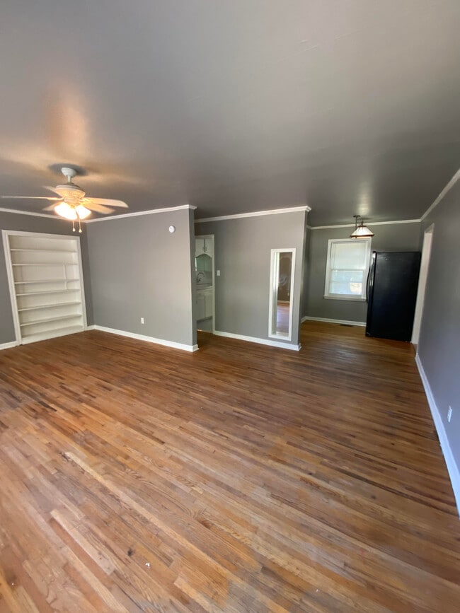 Photo - 1116 N Braden Ave