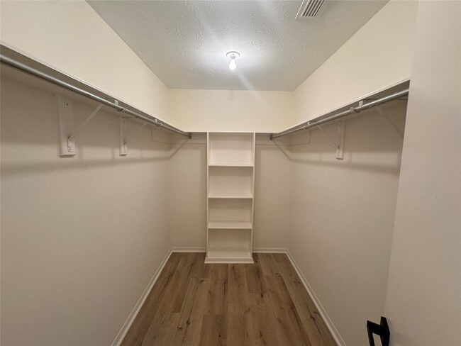 Photo - 12827 Waybridge St