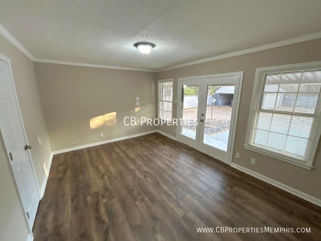 Photo - 3437 Walnut Grove Rd