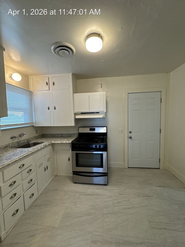 Photo - Country Home Available Now!!