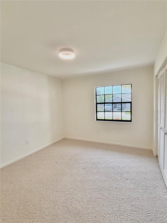 Photo - 17 Fenwick Ln