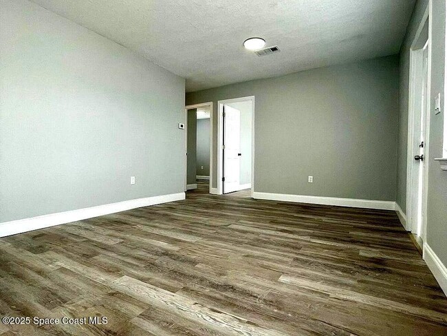 Photo - 814 Tropic St