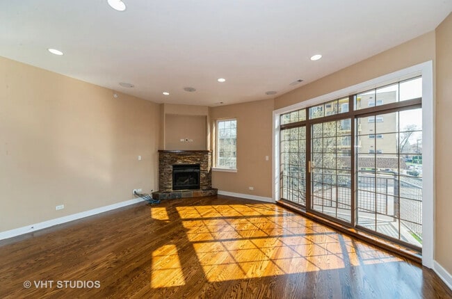 Photo - 7932 W Grand Ave Unit 2W