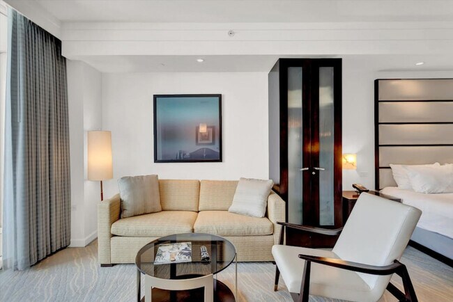 4391 Collins Ave Unit SI ID1234544P